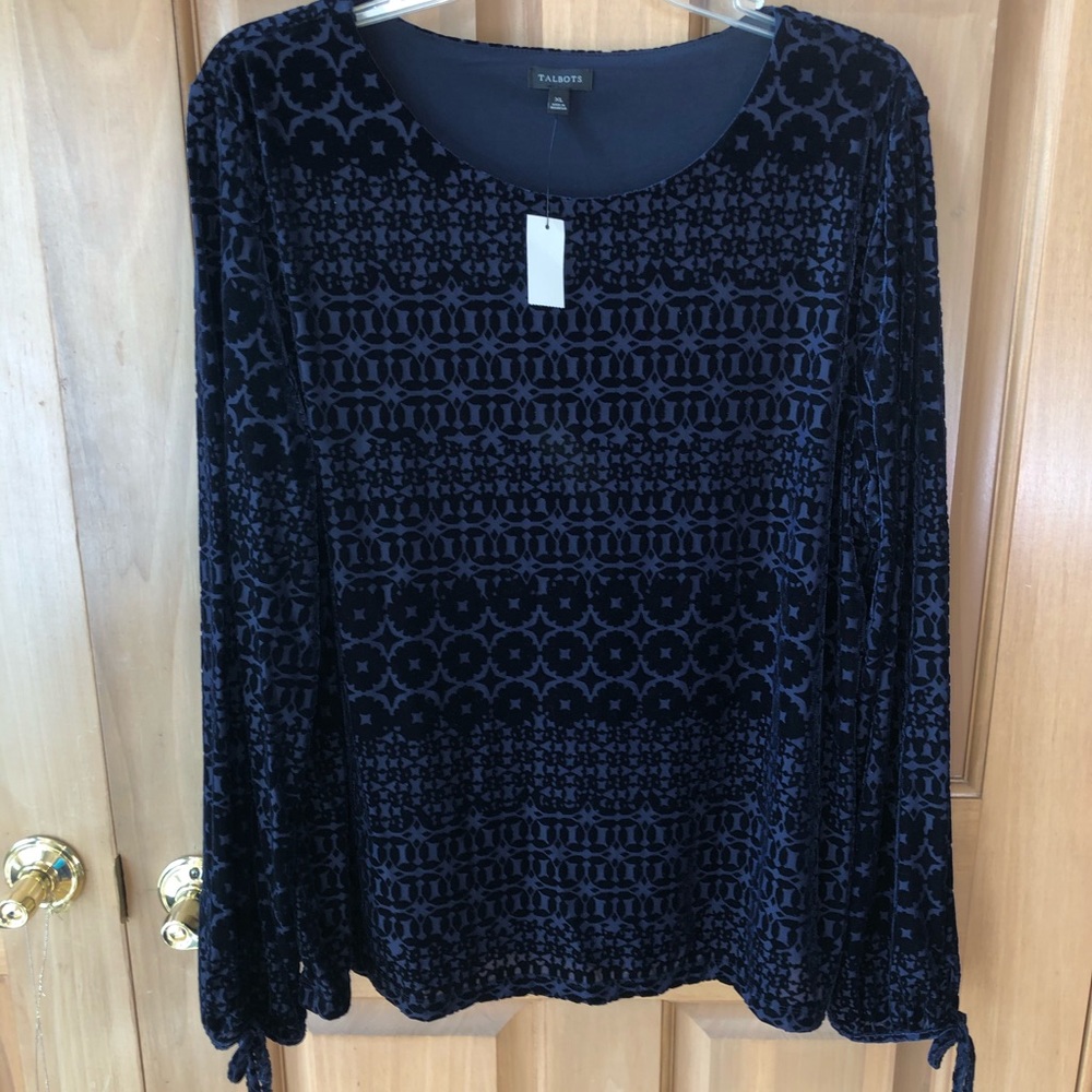 Velvet long sleeve top